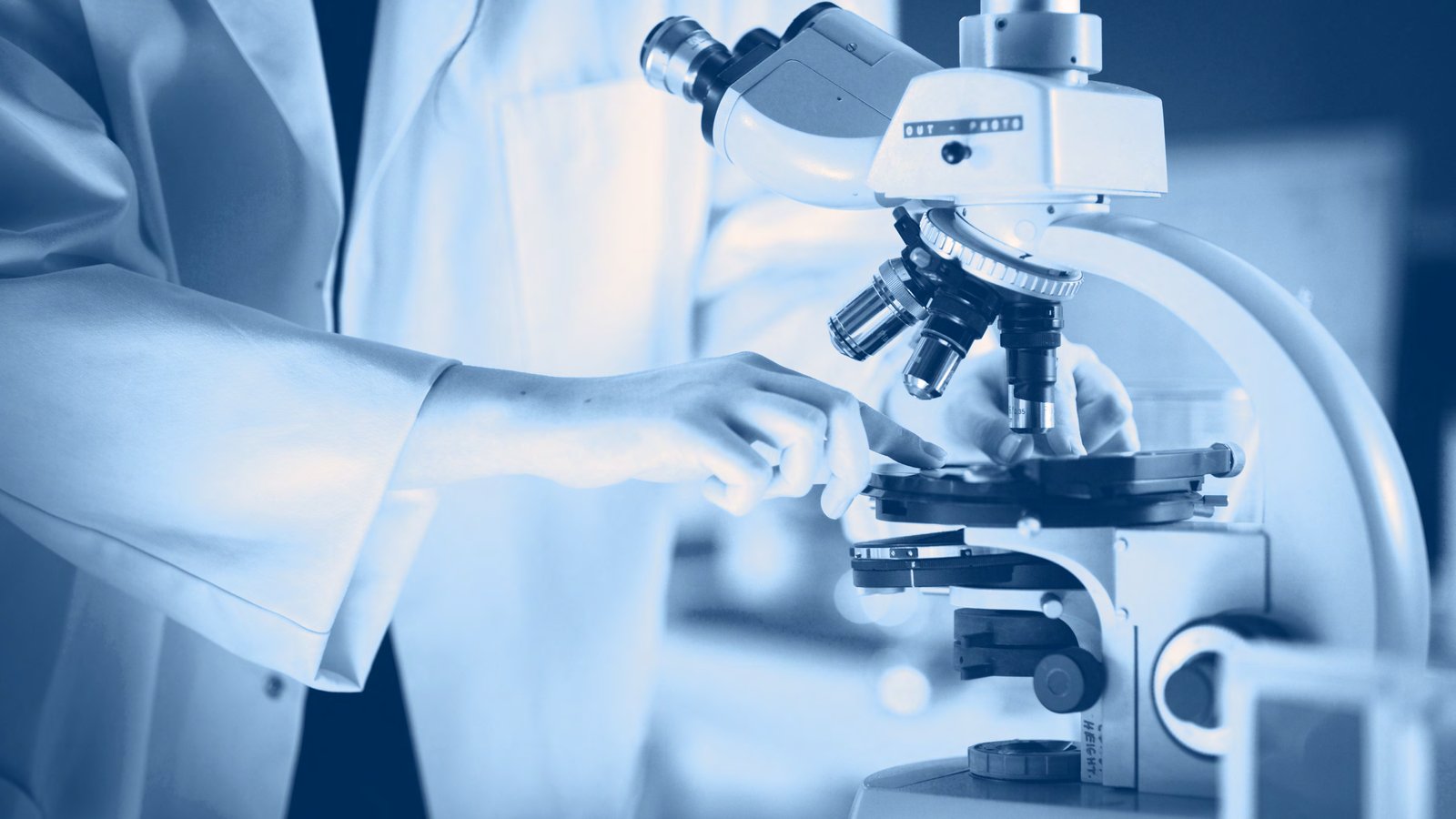 Advanced clinical research microscopy in a Levaris portfolio laboratory